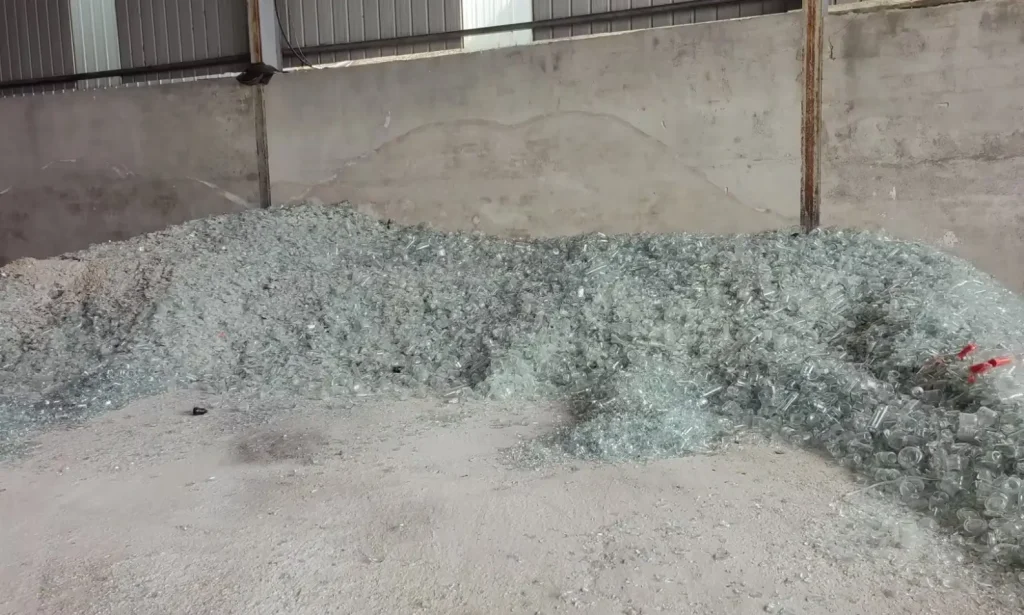 Glass bottle raw materials