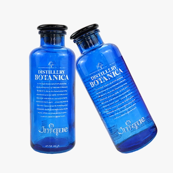 700ml Coloured Gin Bottles with Stopper